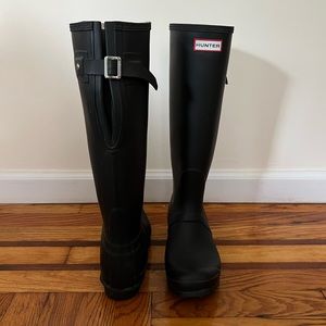Hunter Boots Original Adjustable Back size 9 Black
